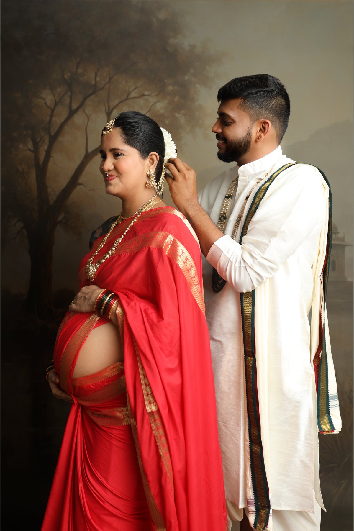 Traditional Maternity Photoshoot